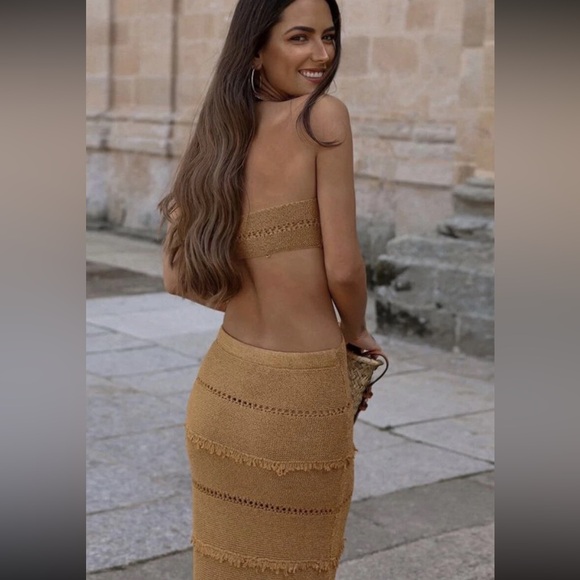 ZARA BUCKLED METALLIC THREAD KNIT DRESS SIZA LARGE - Picture 12 of 13